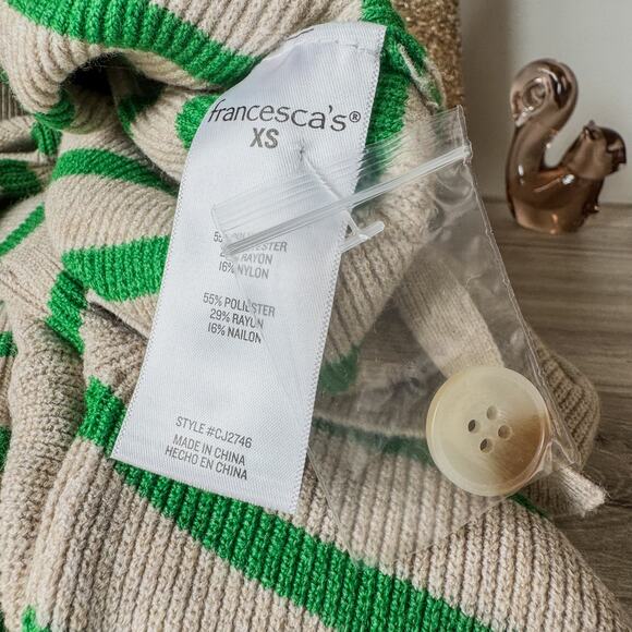 NWT-Karsyn Striped Henley Pullover by Blue Rain of Francesca's, Women's X-Small - Picture 8 of 10